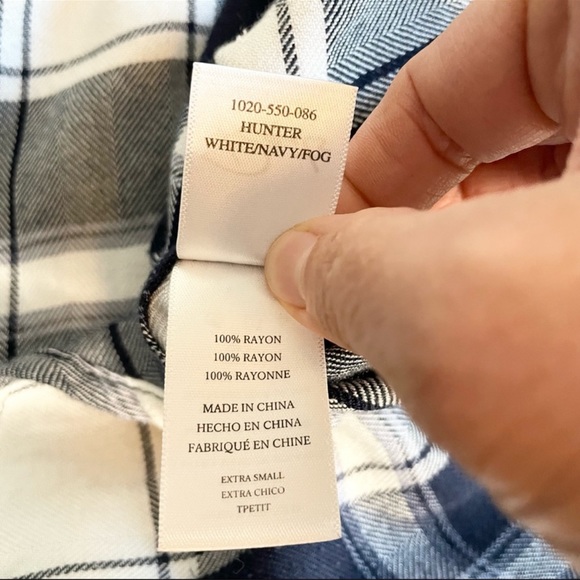 RAILS Hunter Plaid Long Sleeve Button Shirt Navy Blue White Soft Oversized - Picture 5 of 6